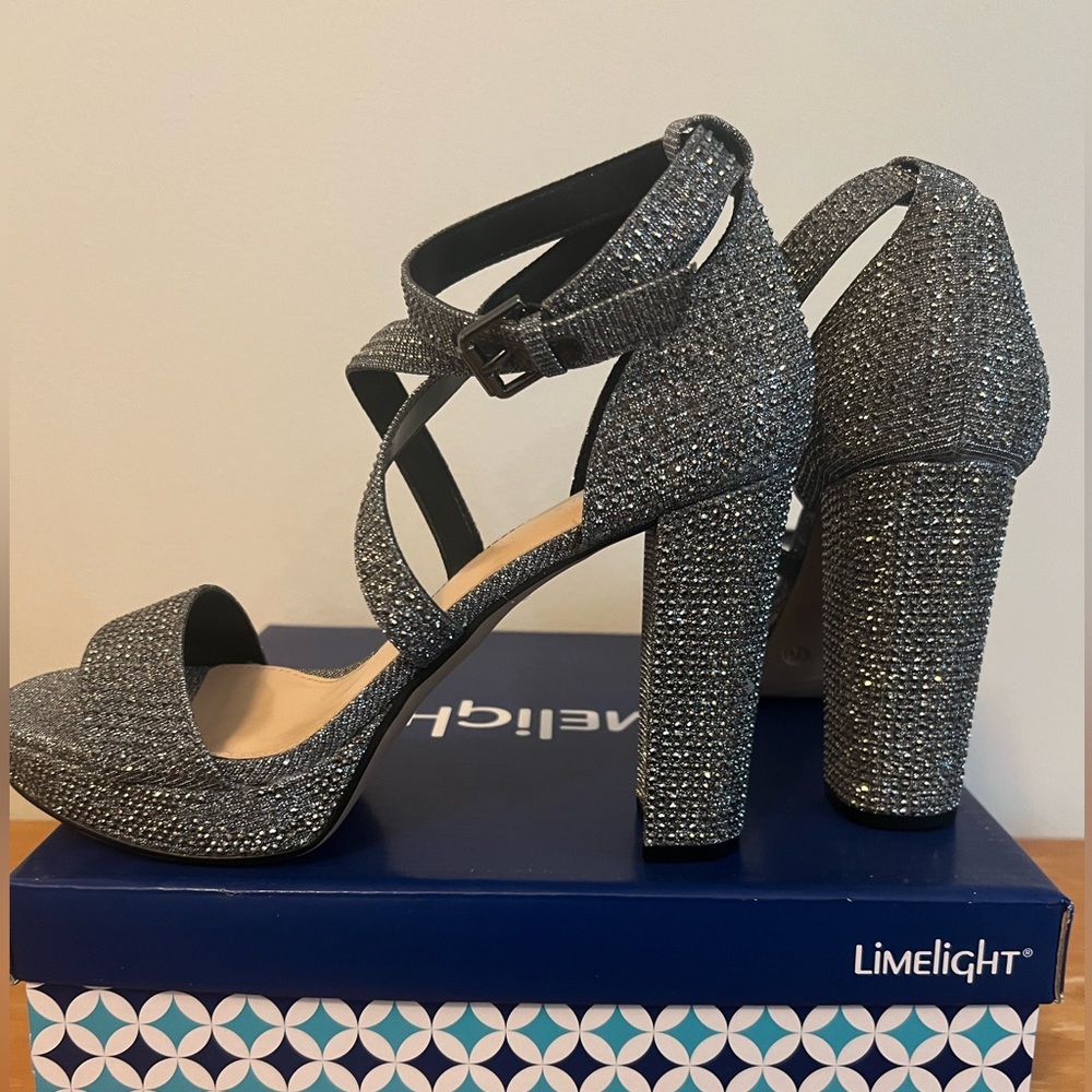 Limelight platform sandal new size 10